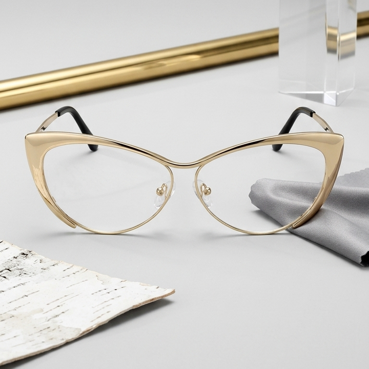 SOCIALITE - LUXE GOLD